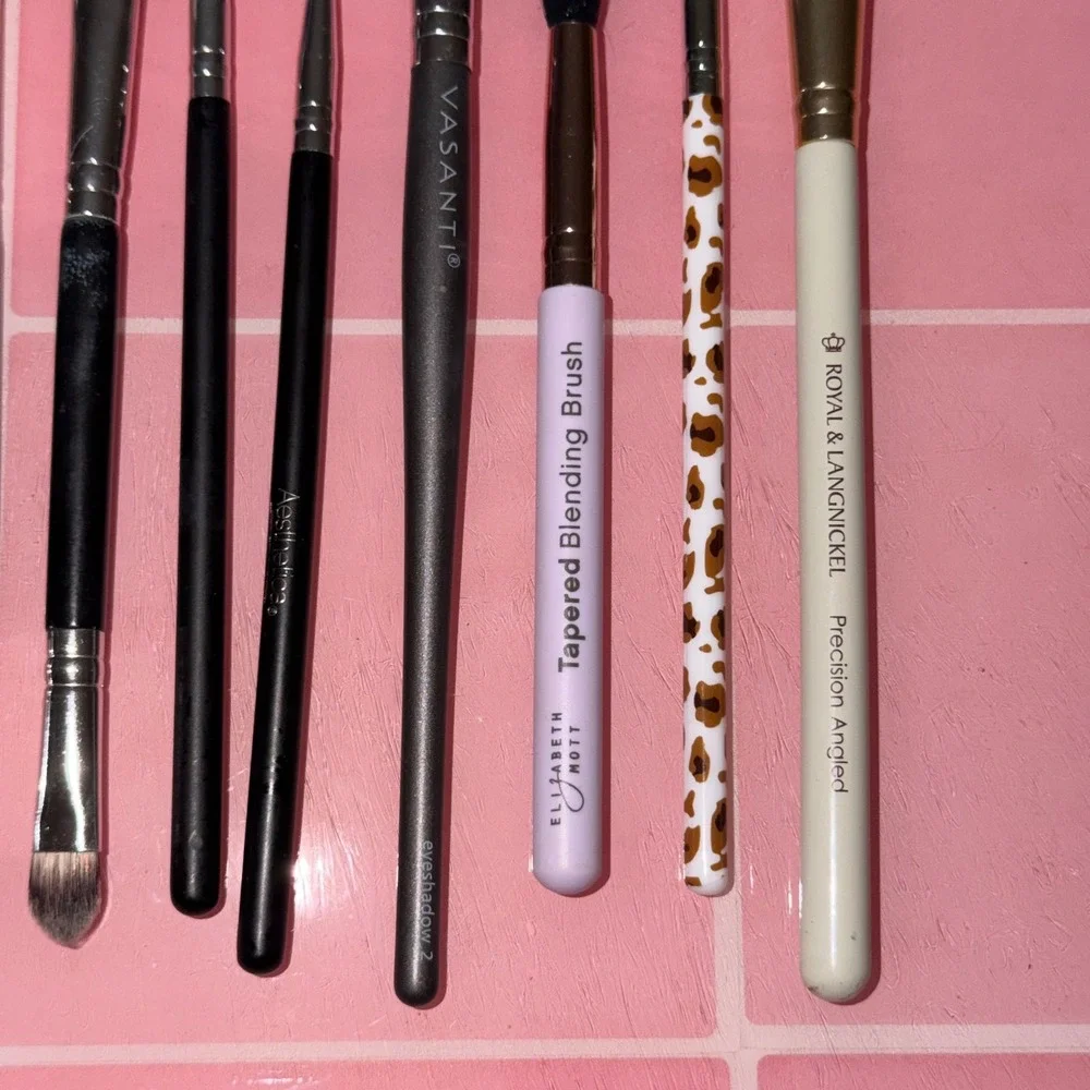 Makeup Brush Lot Vasanti Elizabeth Mott Royal Langnickel Aesthetica 8pc Set